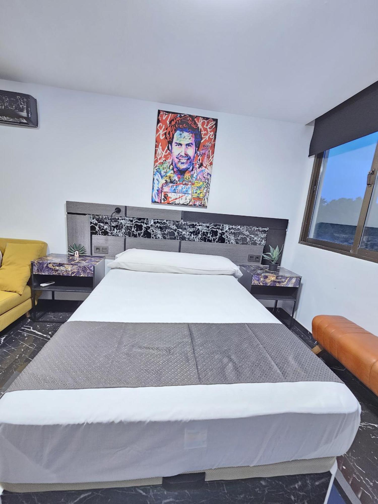 Apartamentos Benidorm Black Exteriör bild