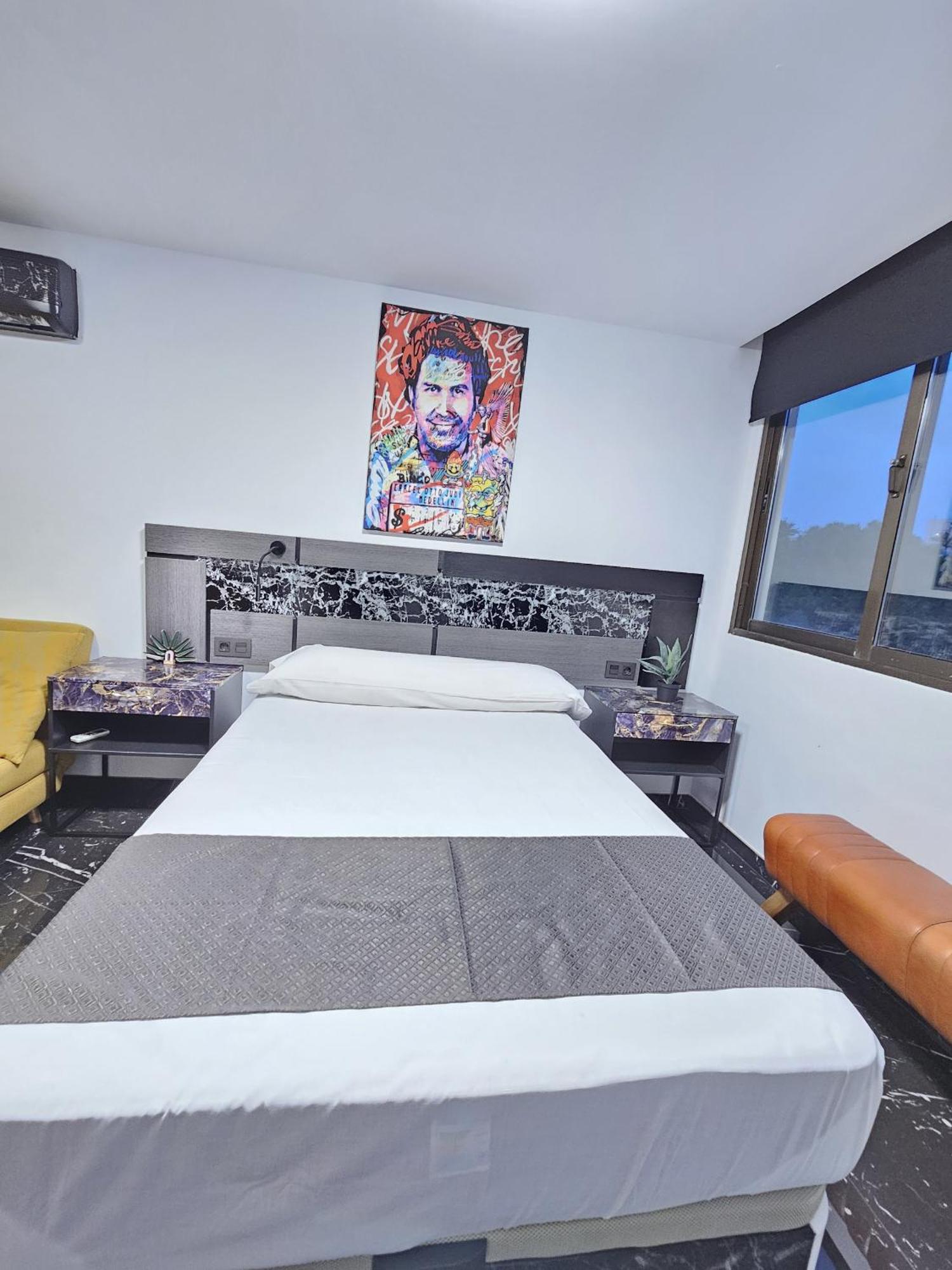 Apartamentos Benidorm Black Exteriör bild
