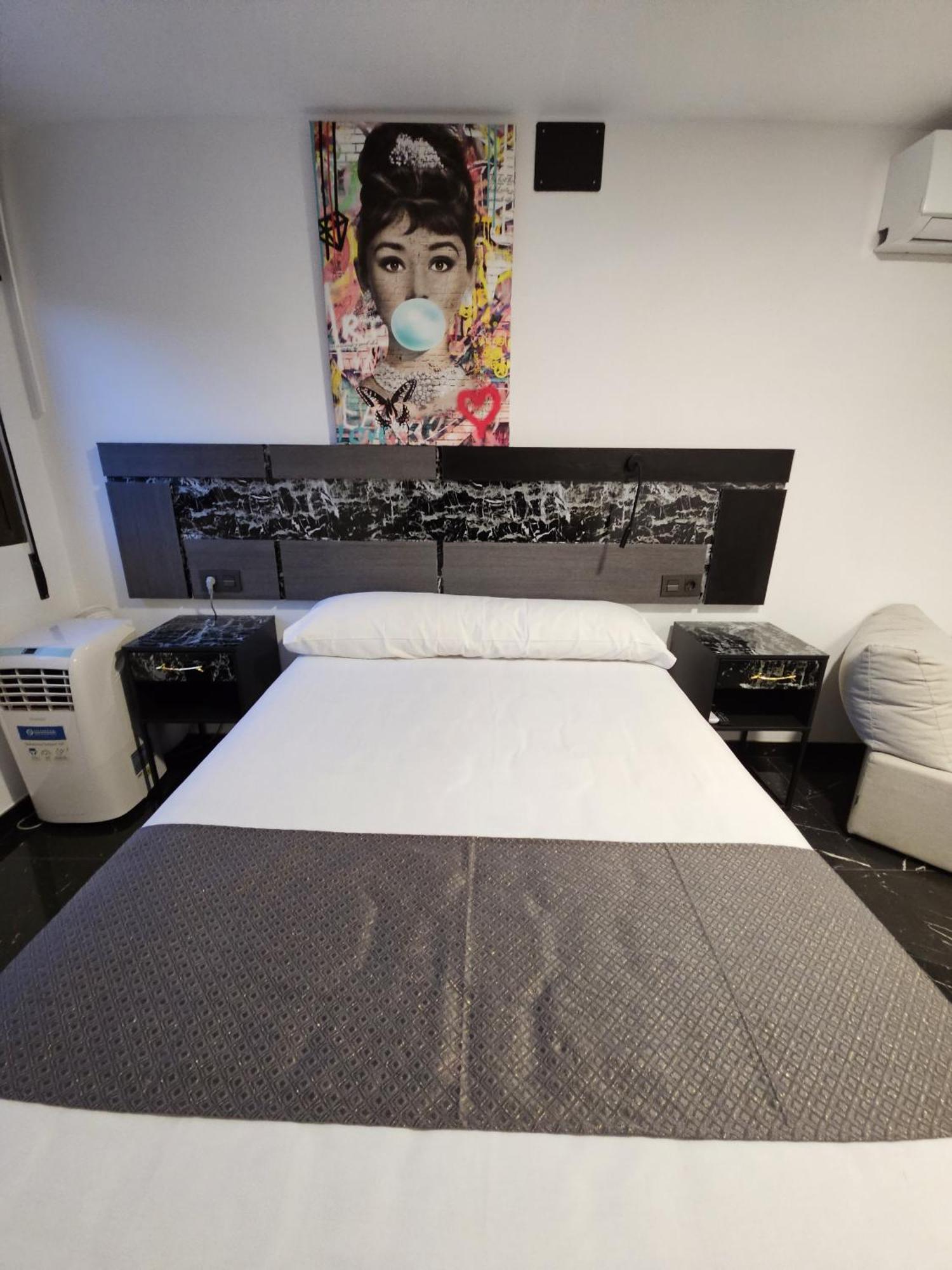 Apartamentos Benidorm Black Exteriör bild
